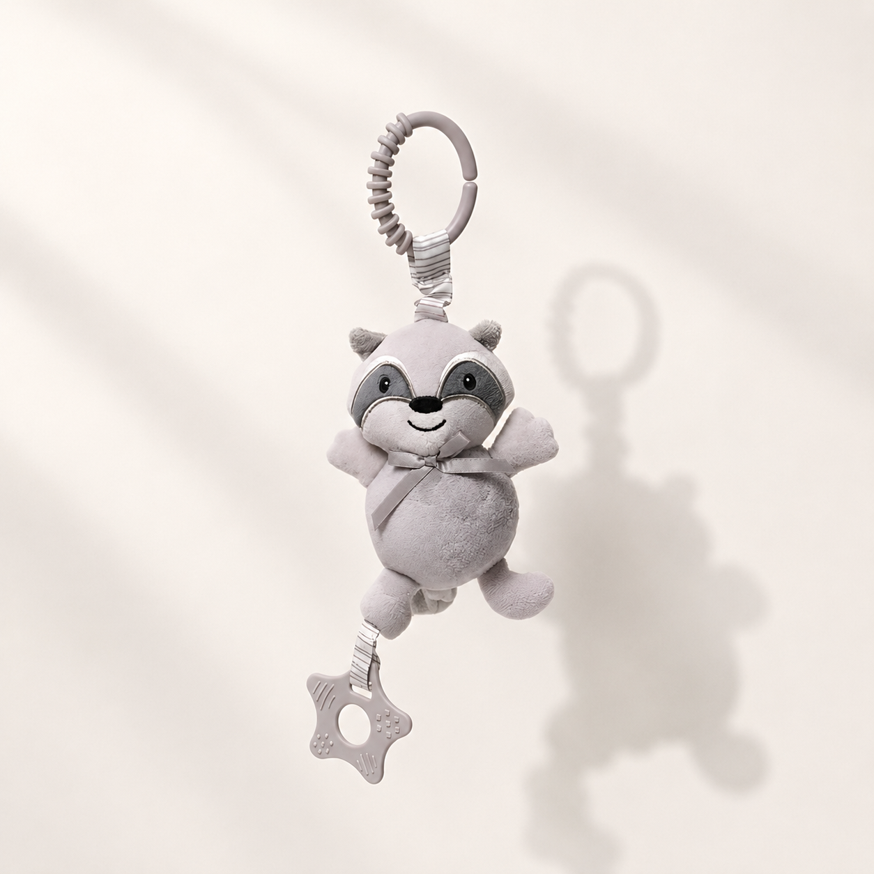 Doudou de dentition à accrocher